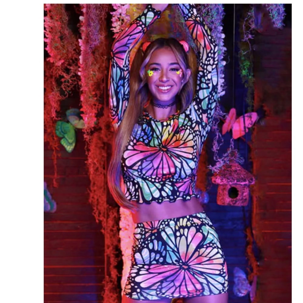Rock and rose couture, Free Spirit Outfit Set, Top S, Skirt M, Rainbow Butterfly